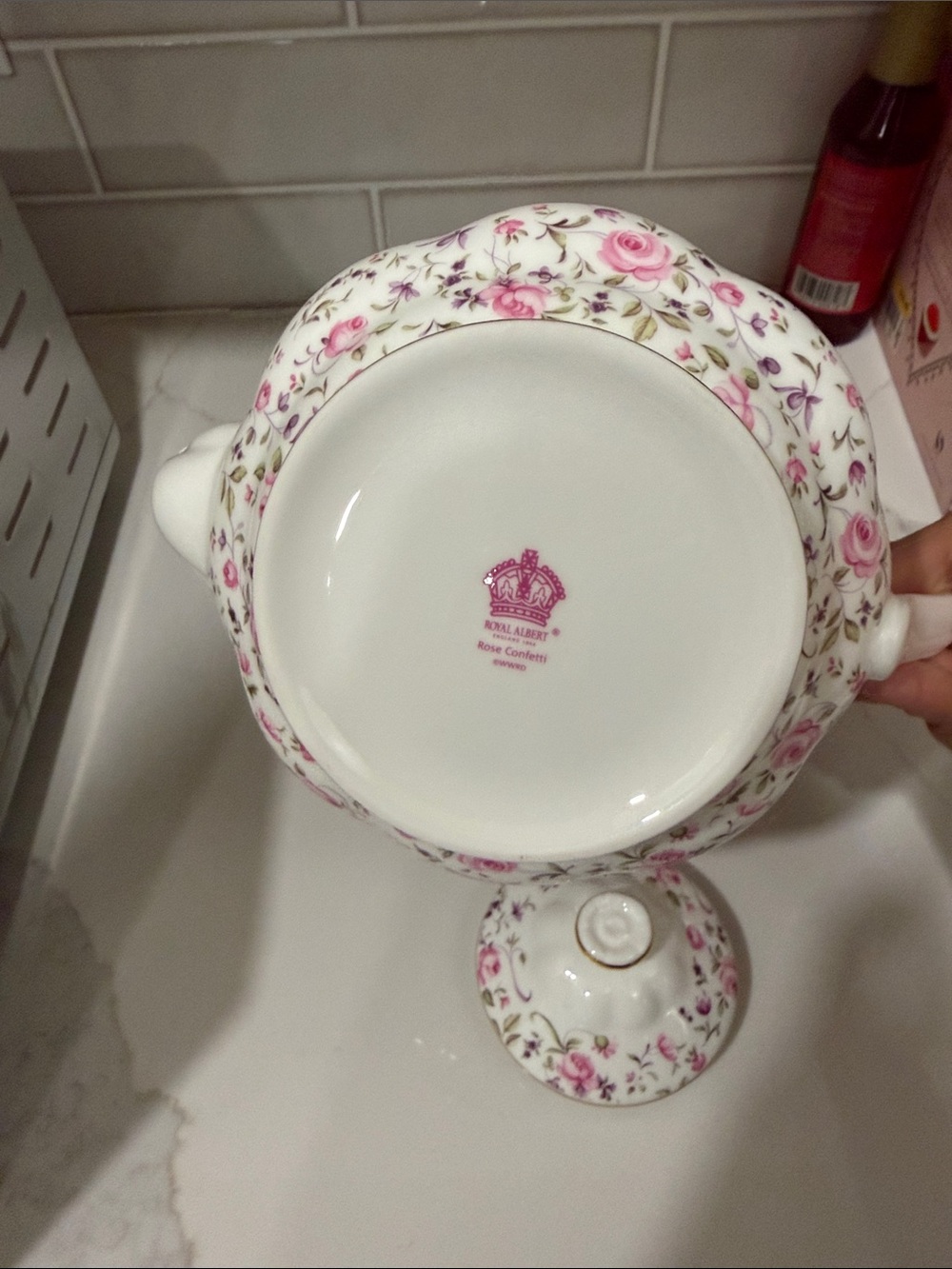 NWT Royal Albert Rose Confetti Teapot (teapot only) - Picture 3 of 3